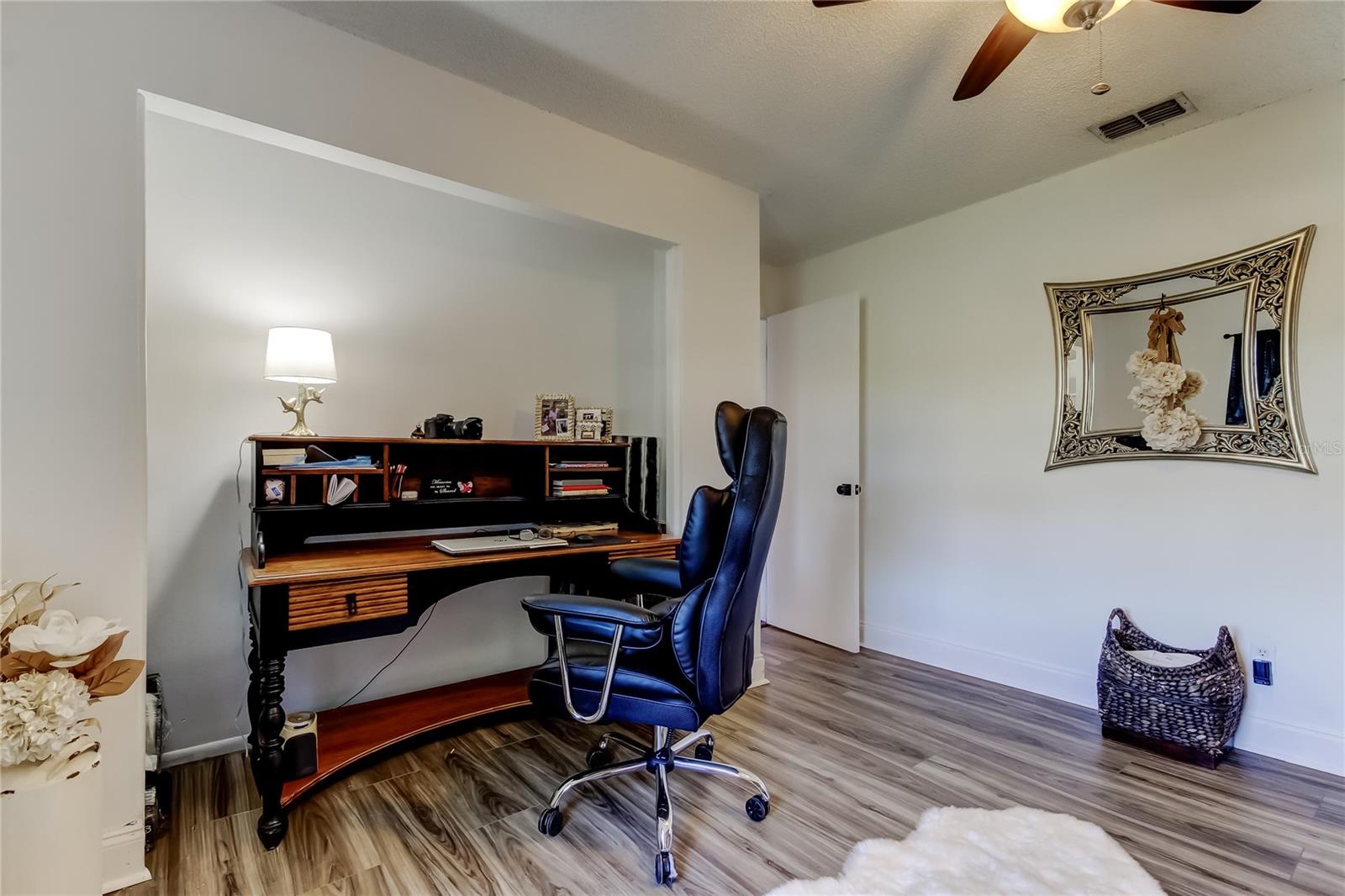 Image 45 of 82 For 2651 Concorde Court