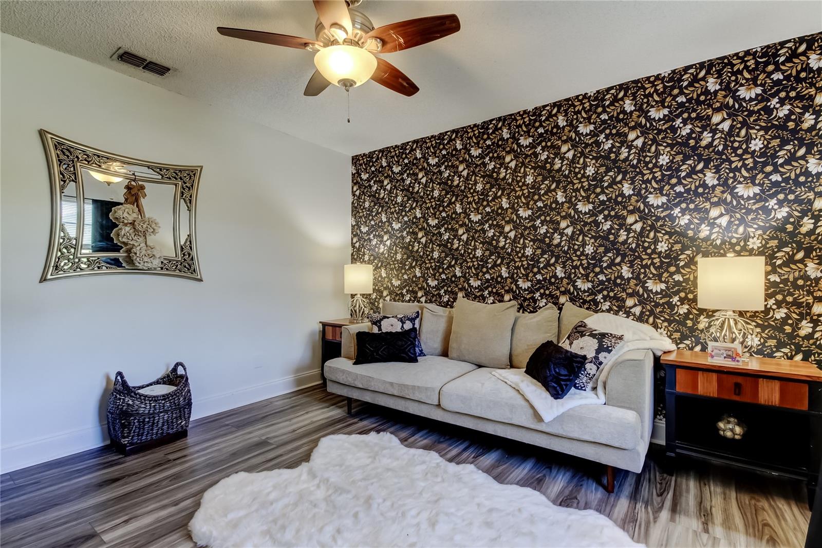 Image 46 of 82 For 2651 Concorde Court