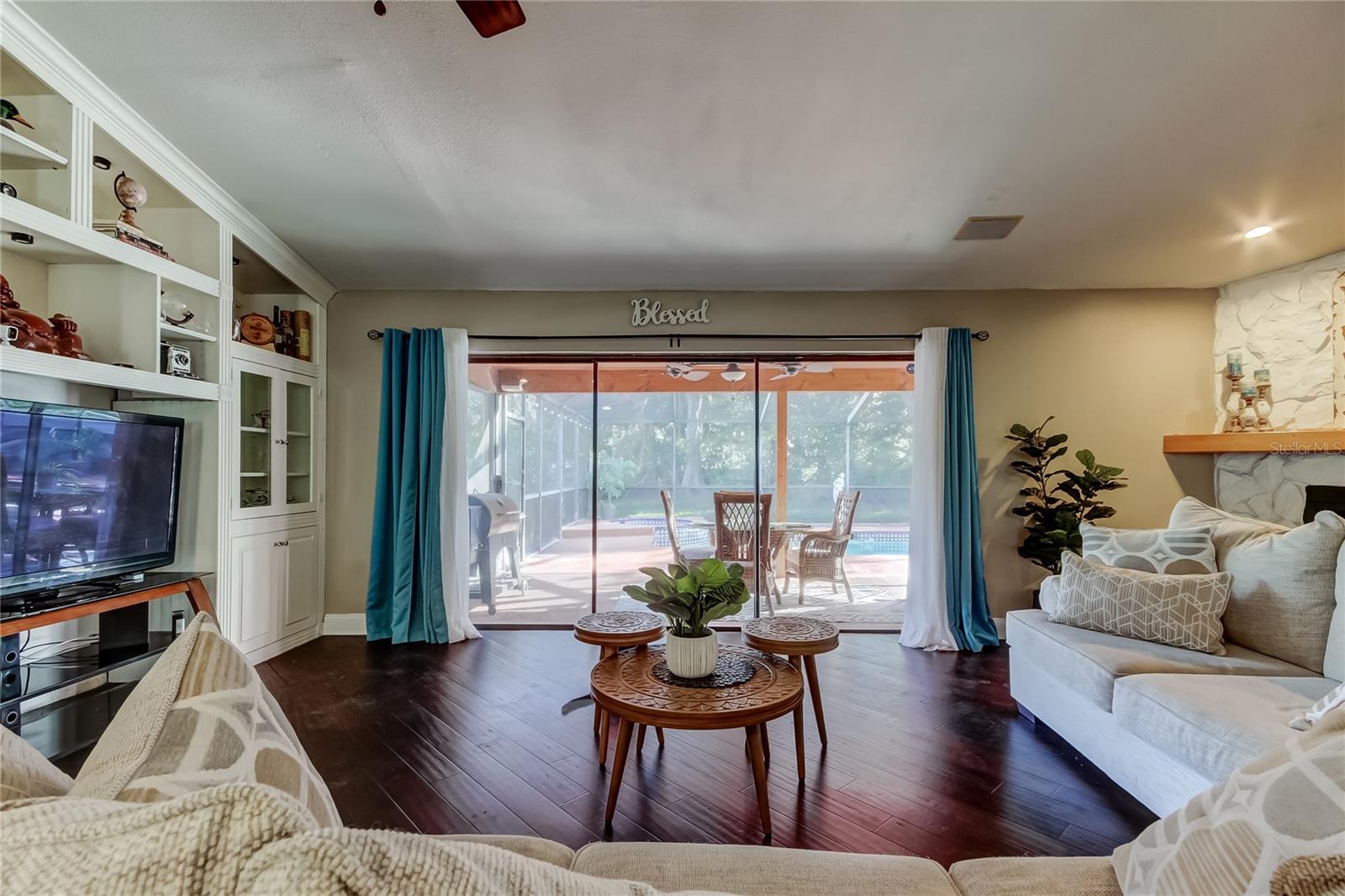 Image 5 of 82 For 2651 Concorde Court