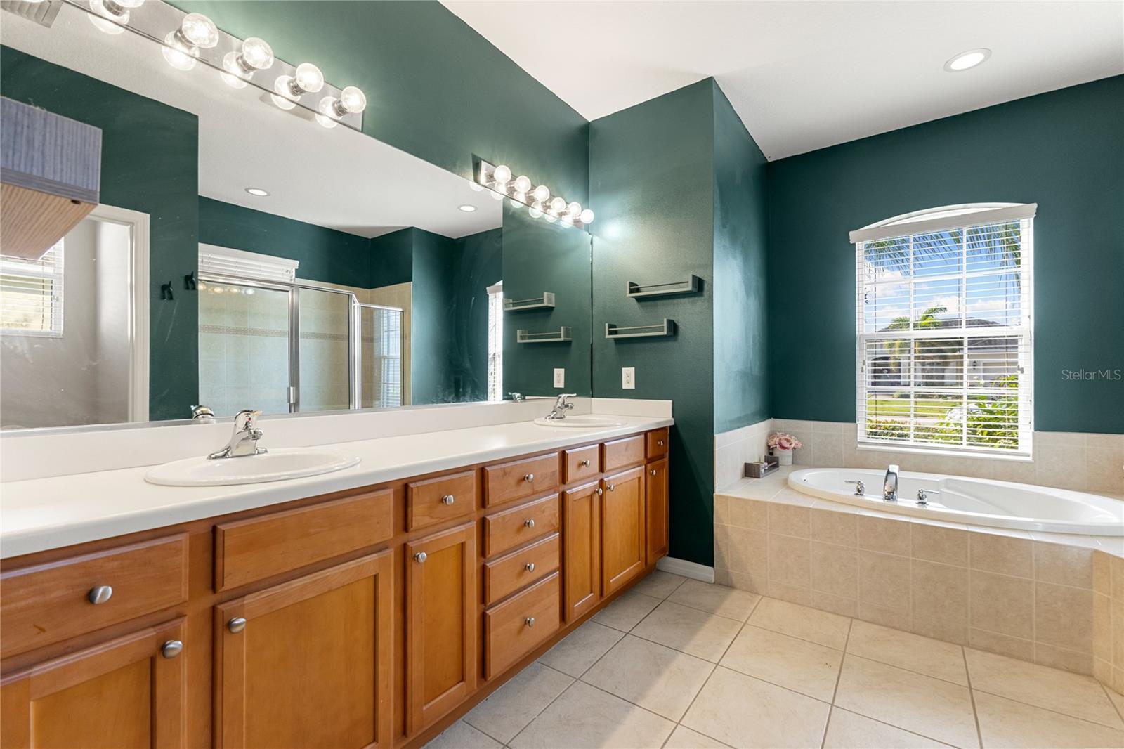 Image 10 of 25 For 4247 70th Street Circle E