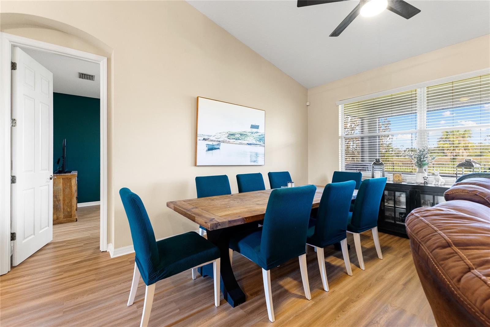 Image 8 of 25 For 4247 70th Street Circle E