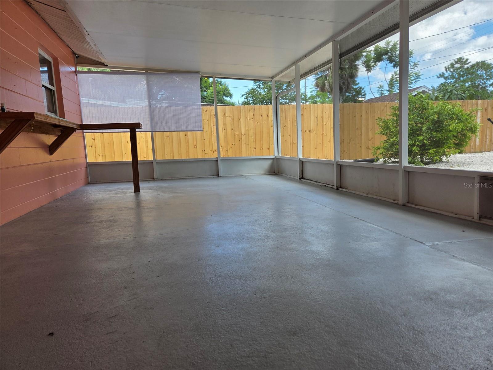 Image 9 of 13 For 6220 5th Avenue S