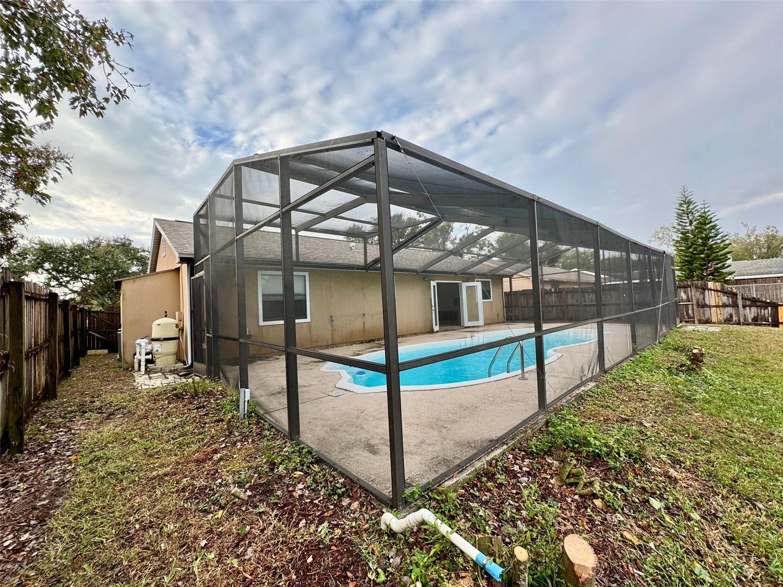 Image 9 of 13 For 6165 Cedarbrook Drive N