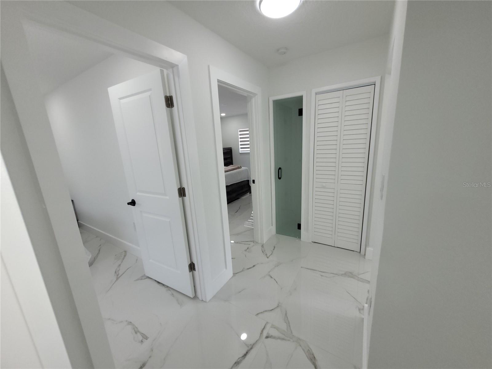 Image 20 of 24 For 105 Forest Park Avenue