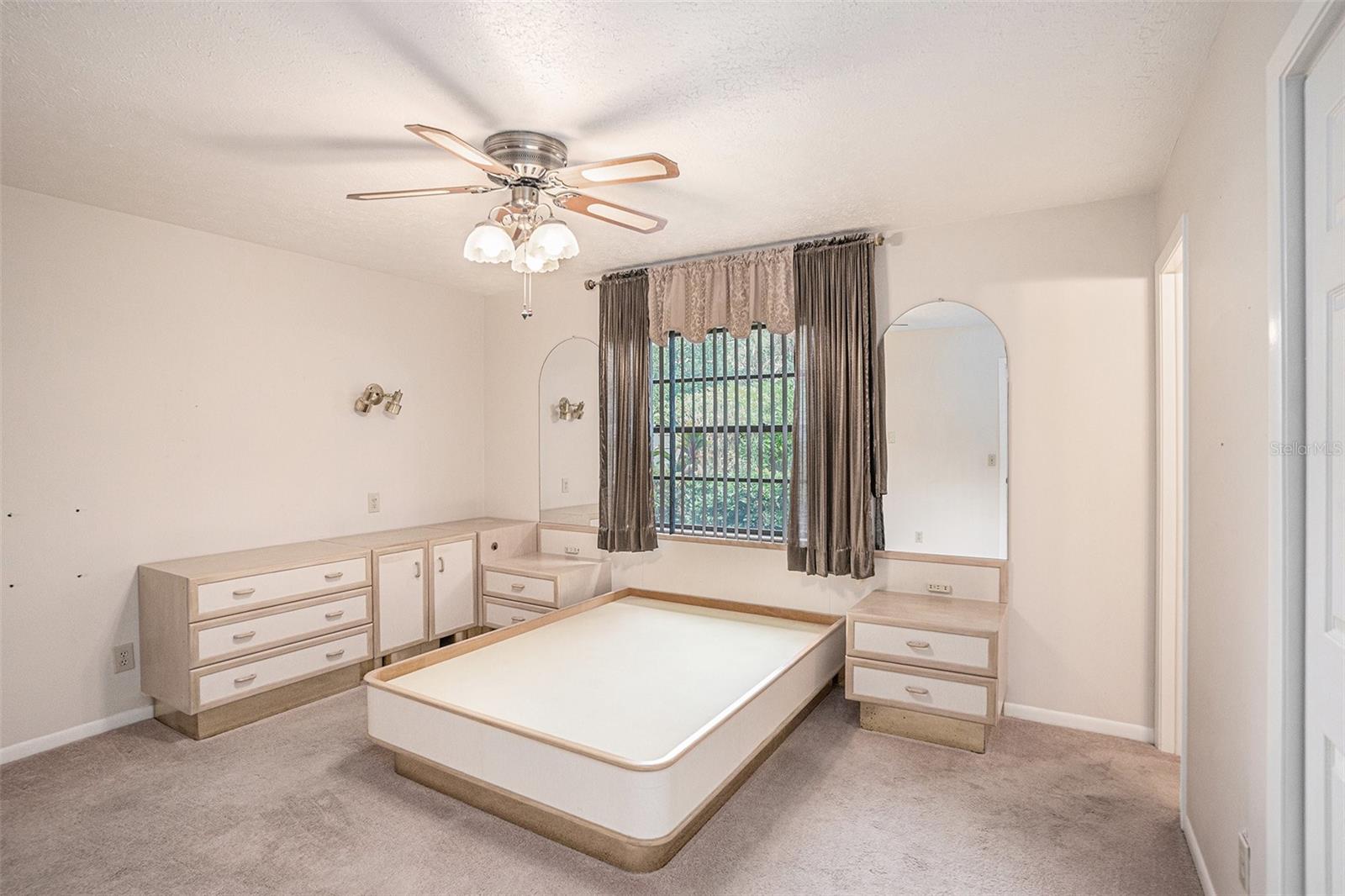 Image 13 of 26 For 2110 Siloam Springs Drive