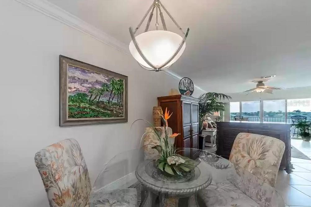 Image 5 of 30 For 11605 3rd Street E 305