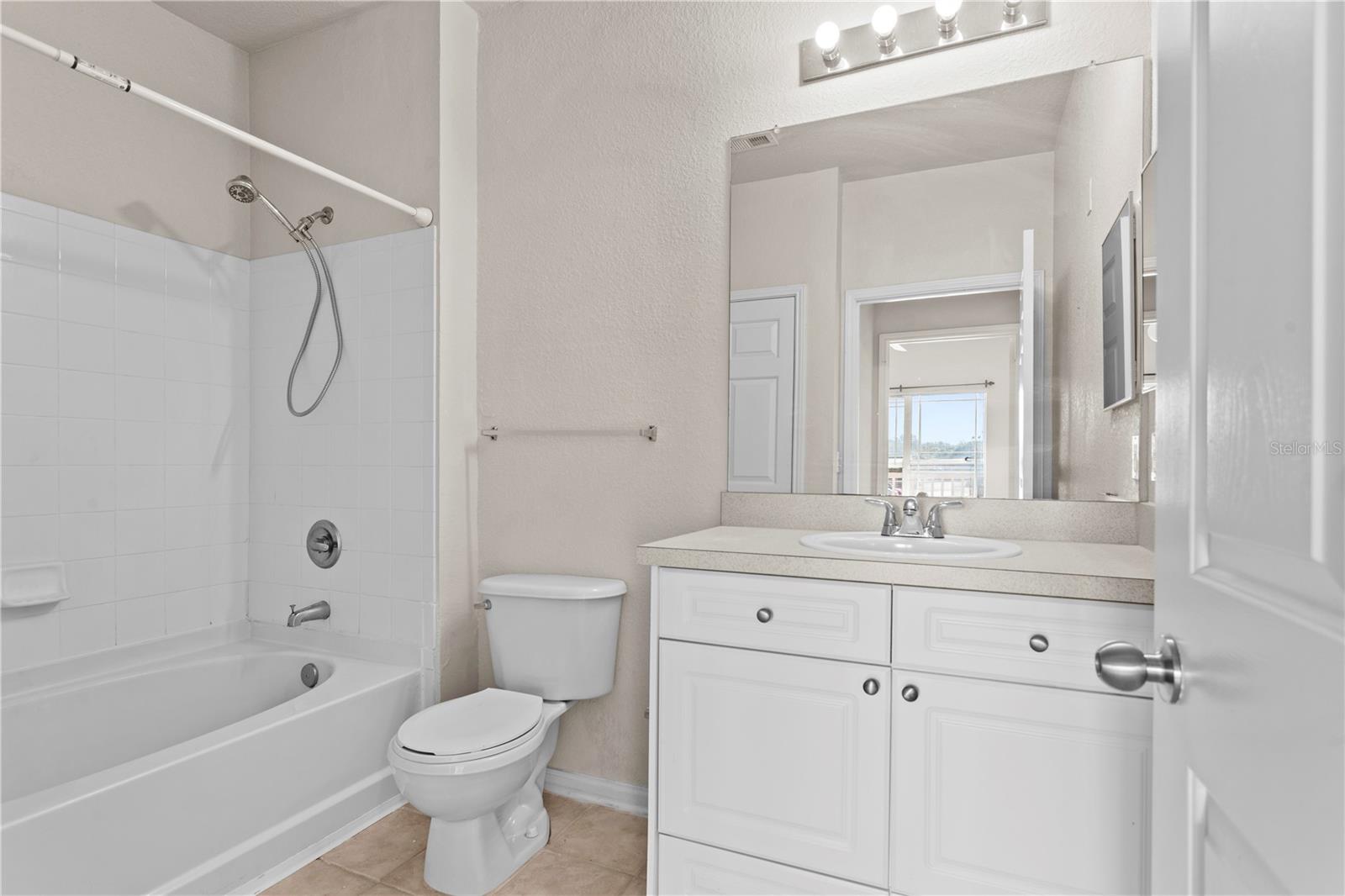 Image 21 of 28 For 1216 Missouri Avenue 103