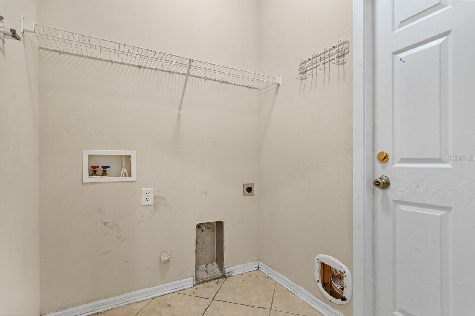 Image 30 of 40 For 3014 Downan Point Drive