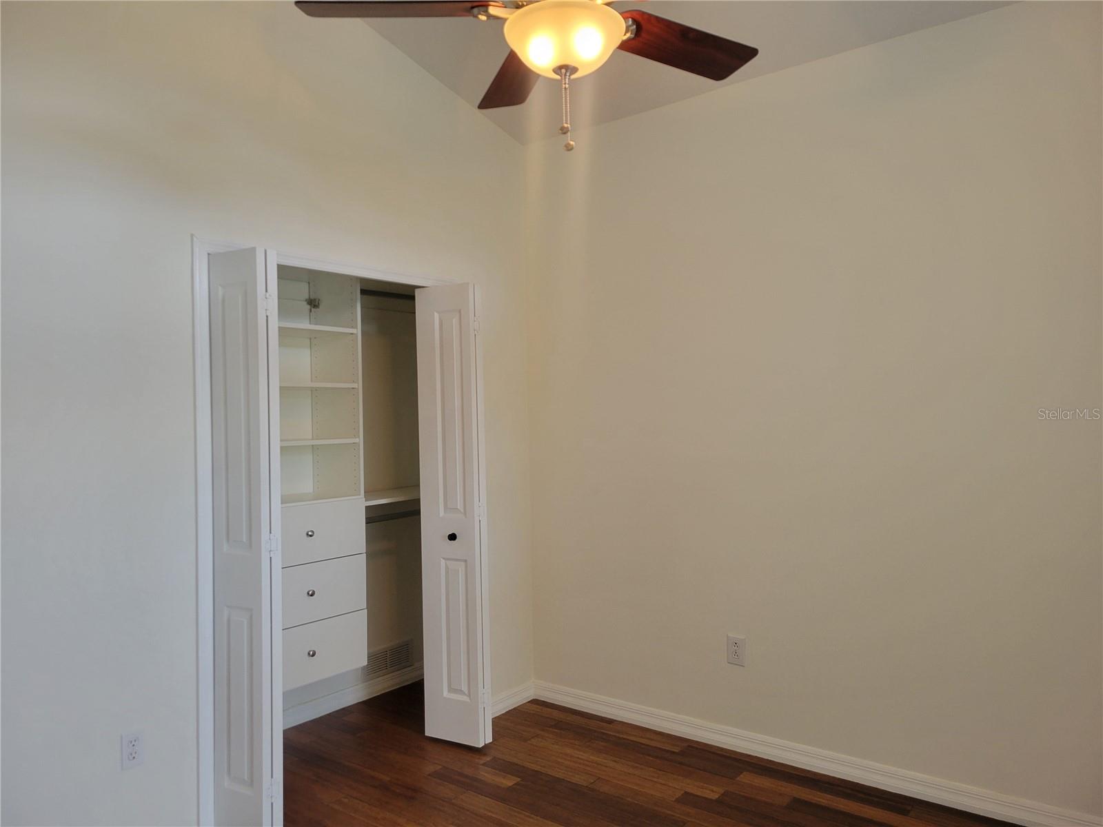 Image 13 of 40 For 2011 Cattleman Drive