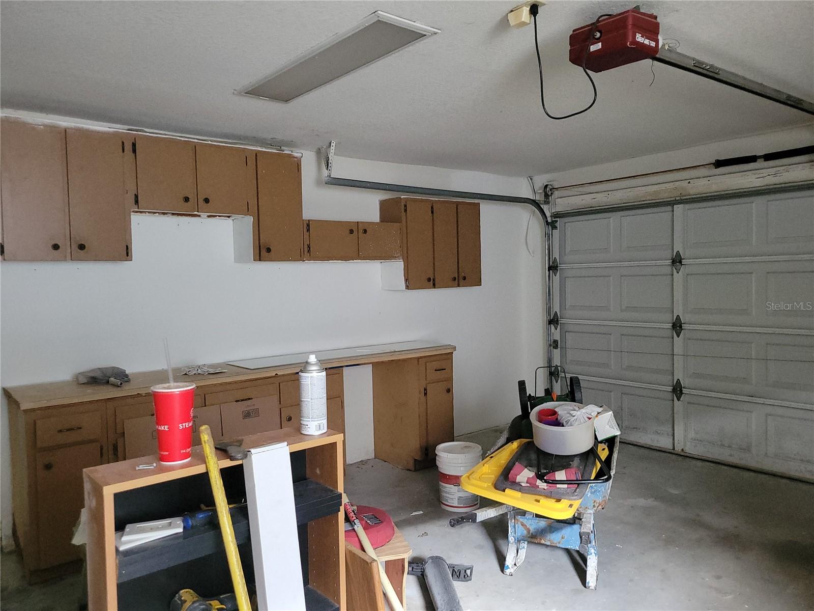 Image 33 of 40 For 2011 Cattleman Drive