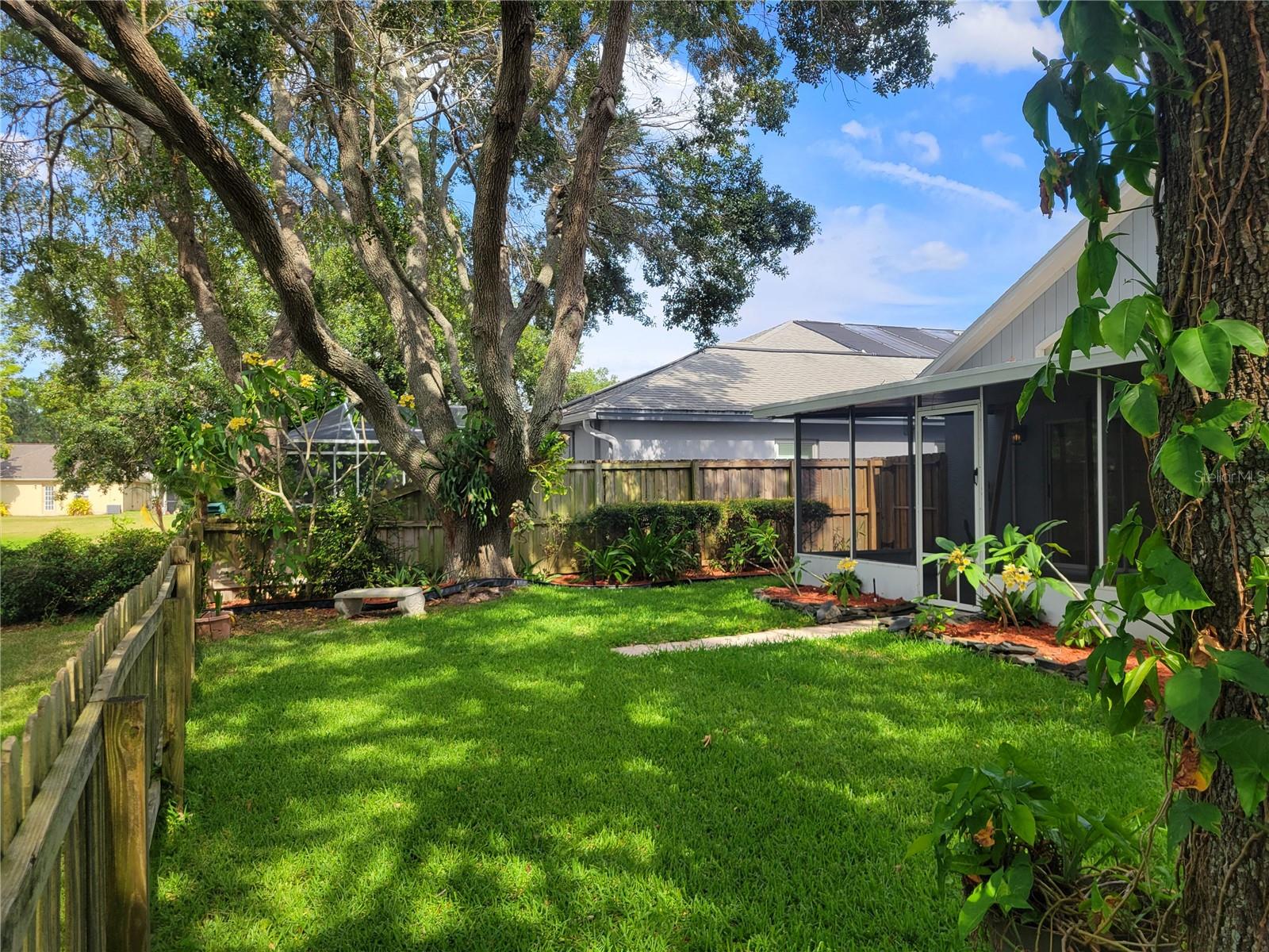 Image 34 of 40 For 2011 Cattleman Drive