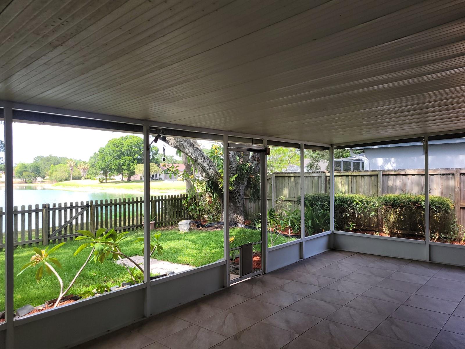 Image 36 of 40 For 2011 Cattleman Drive