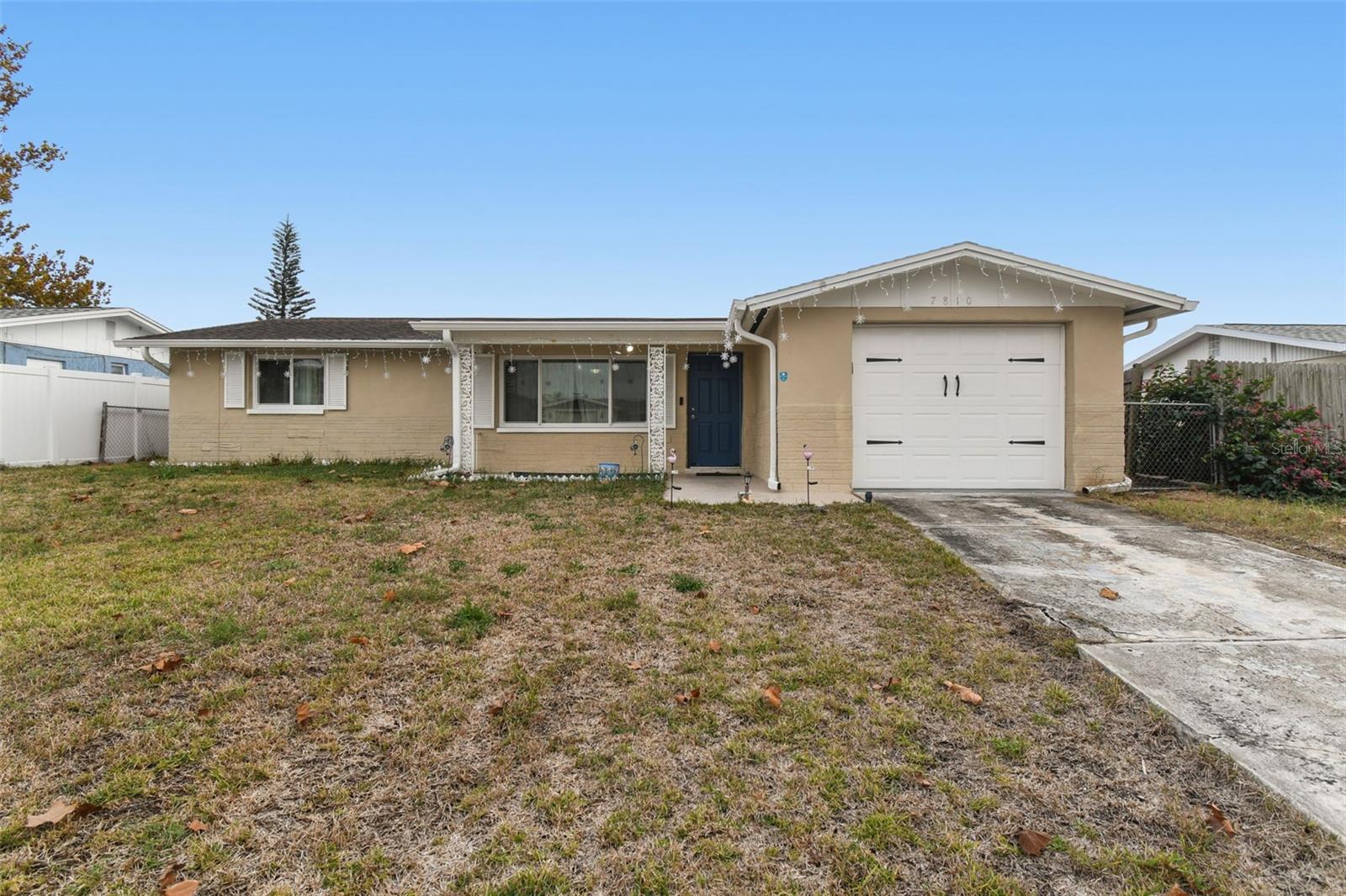 Image 12 of 68 For 7810 Birchwood Dr