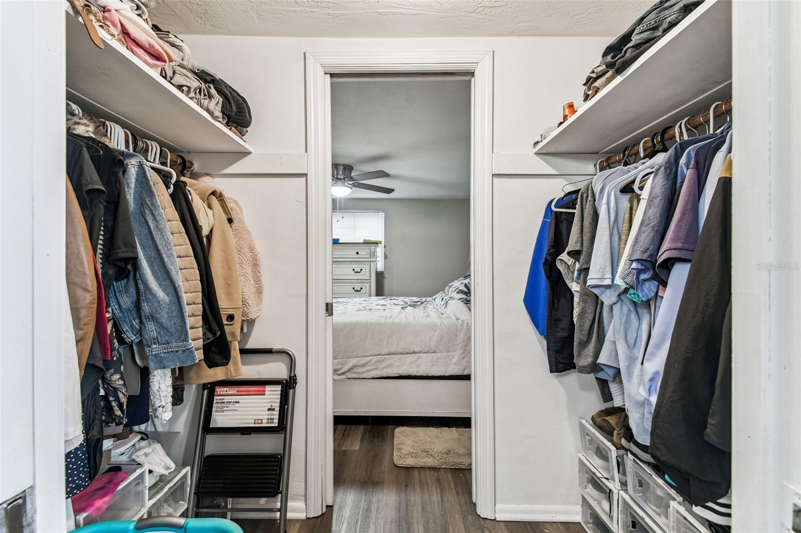 Image 29 of 68 For 7810 Birchwood Dr