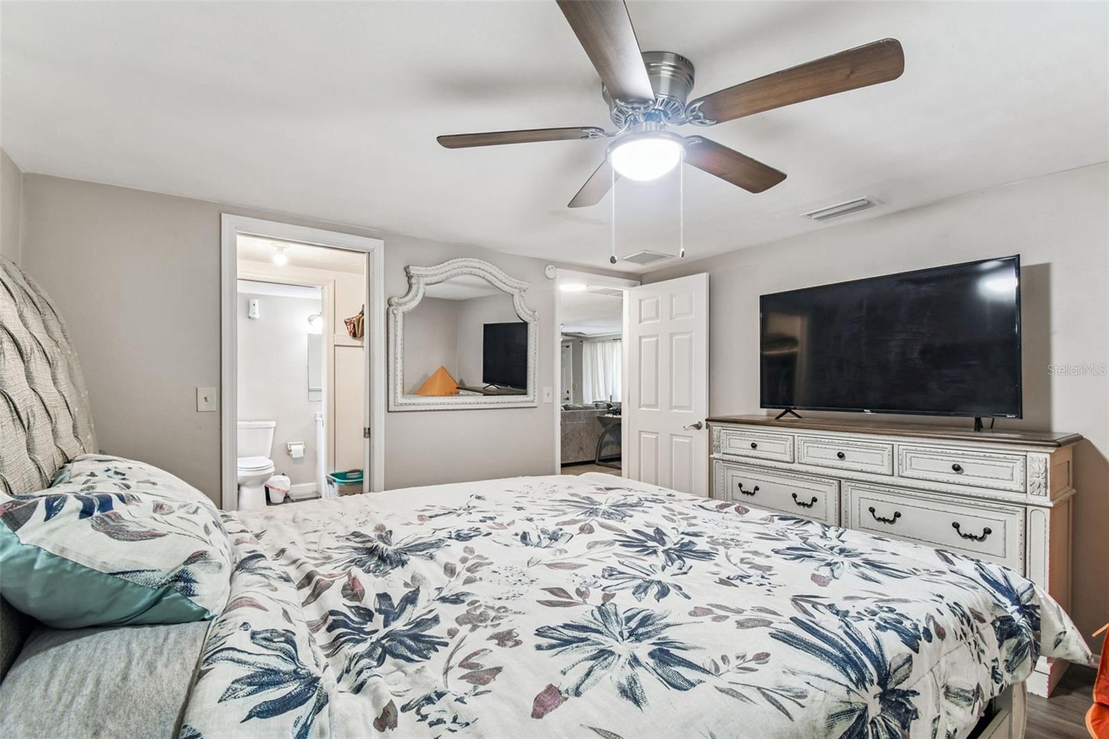 Image 30 of 68 For 7810 Birchwood Dr