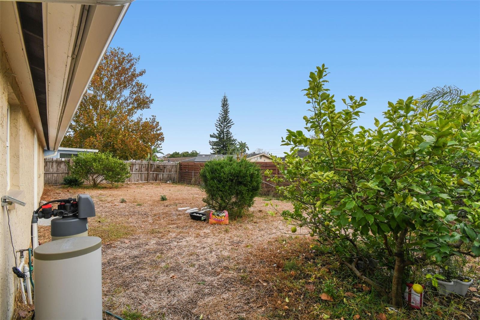 Image 39 of 68 For 7810 Birchwood Dr