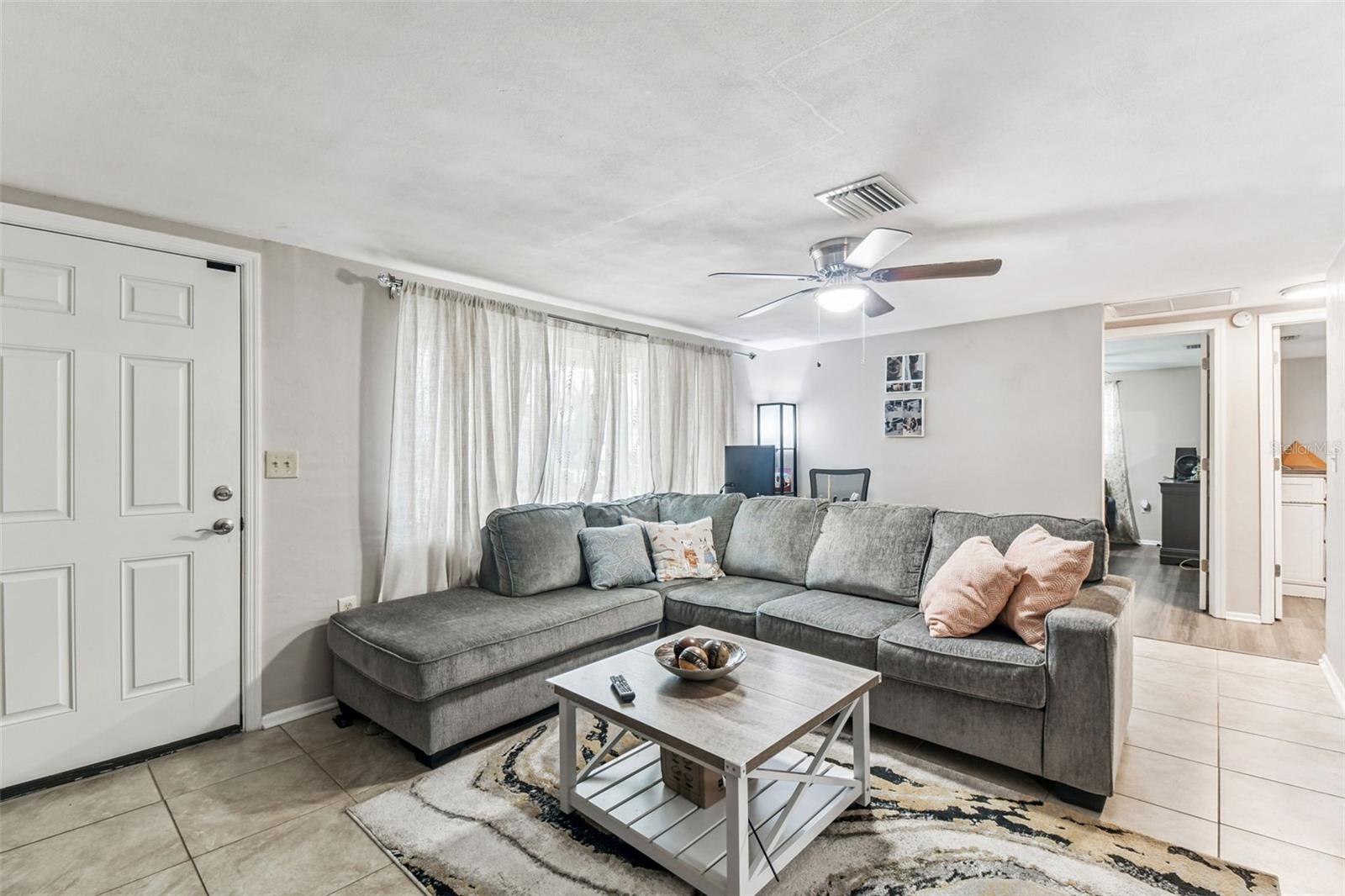 Image 6 of 68 For 7810 Birchwood Dr