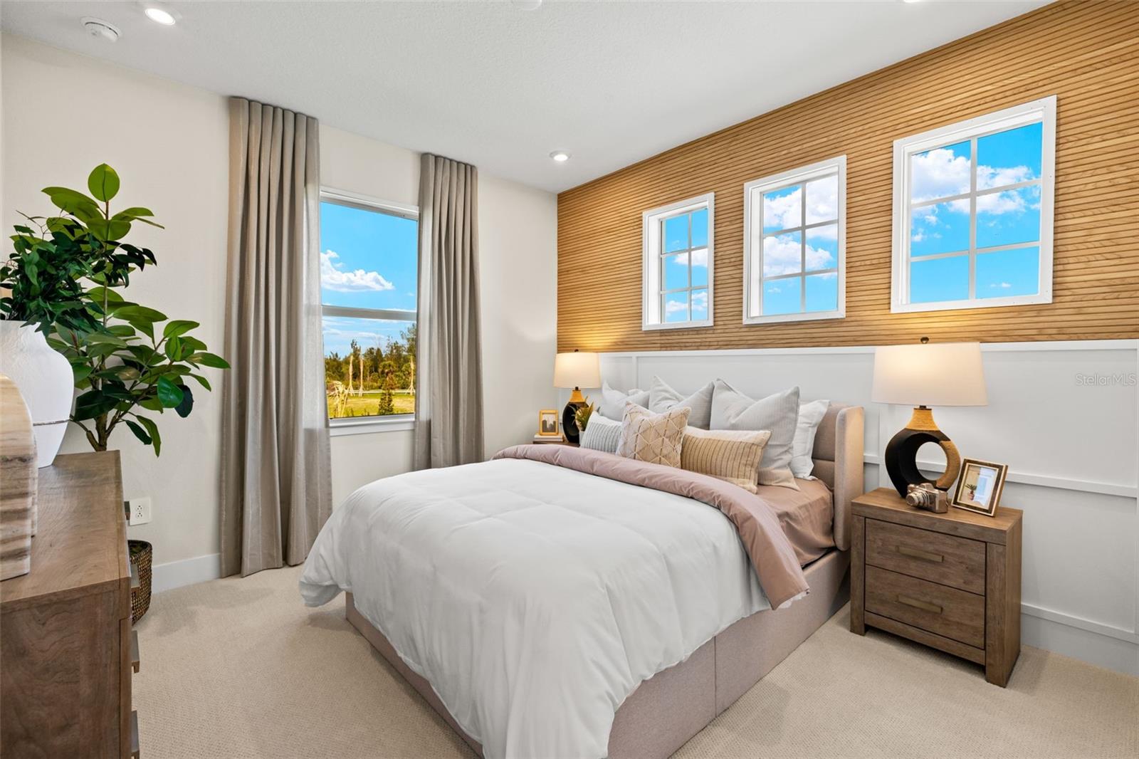 Image 29 of 42 For 12785 Jade Empress Loop 202