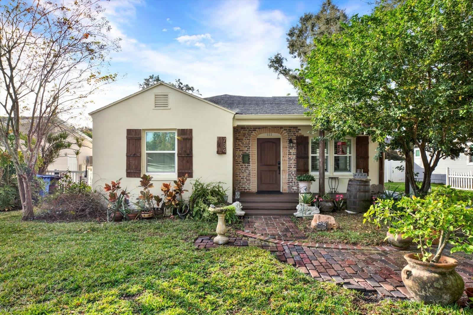 Details for 734 37th Avenue N, ST PETERSBURG, FL 33704