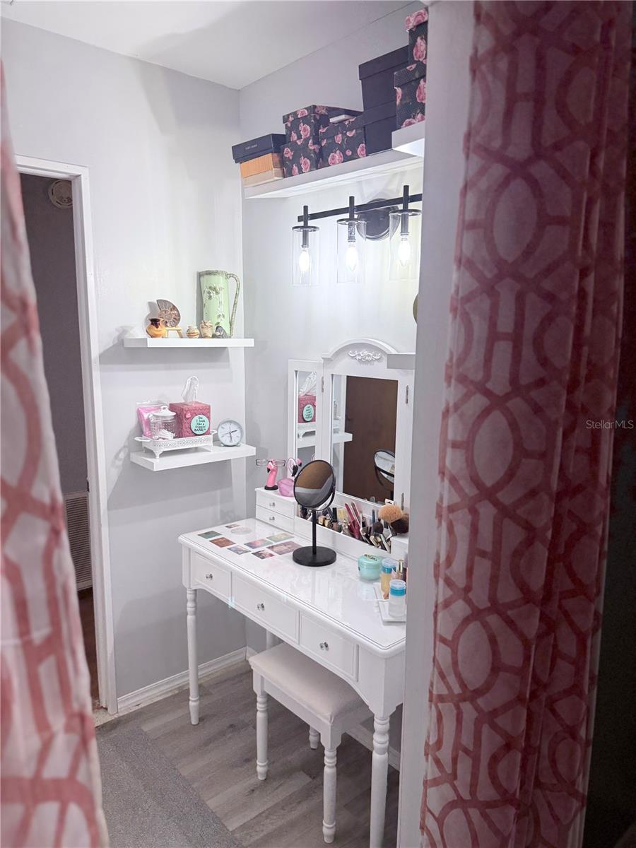 Image 23 of 39 For 115 Morrow Circle