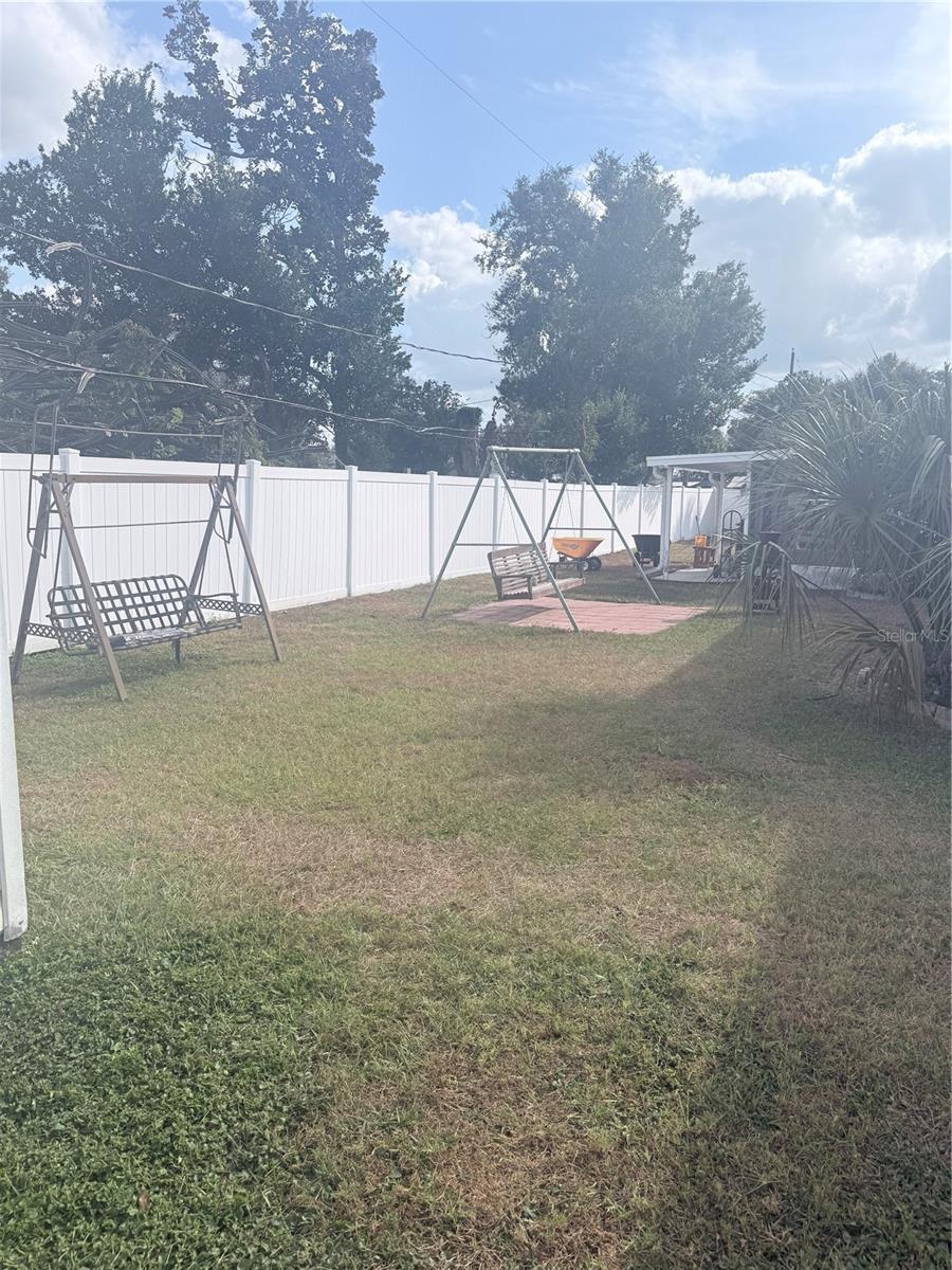 Image 33 of 39 For 115 Morrow Circle