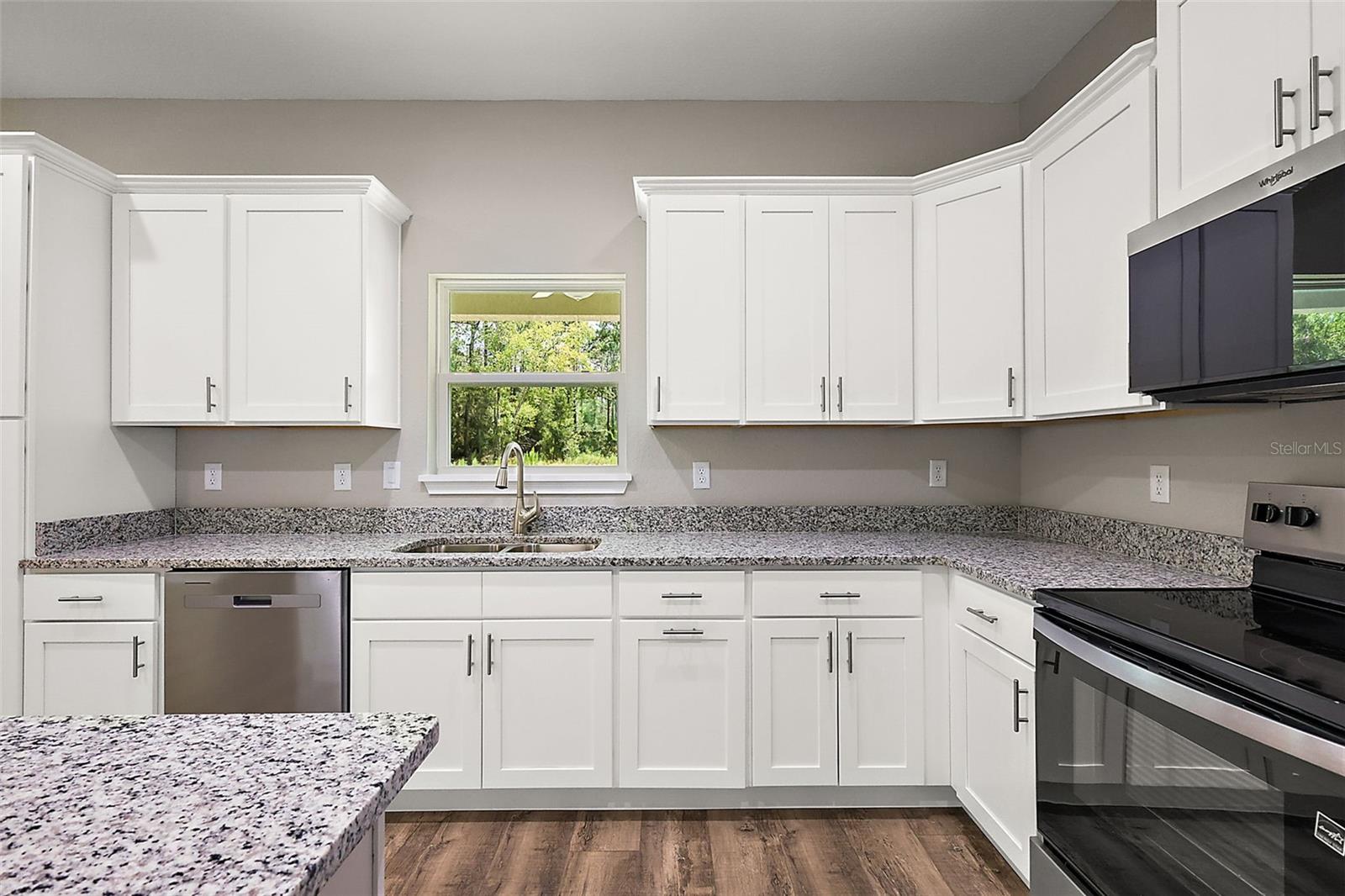 Image 9 of 25 For 13740 89th Street