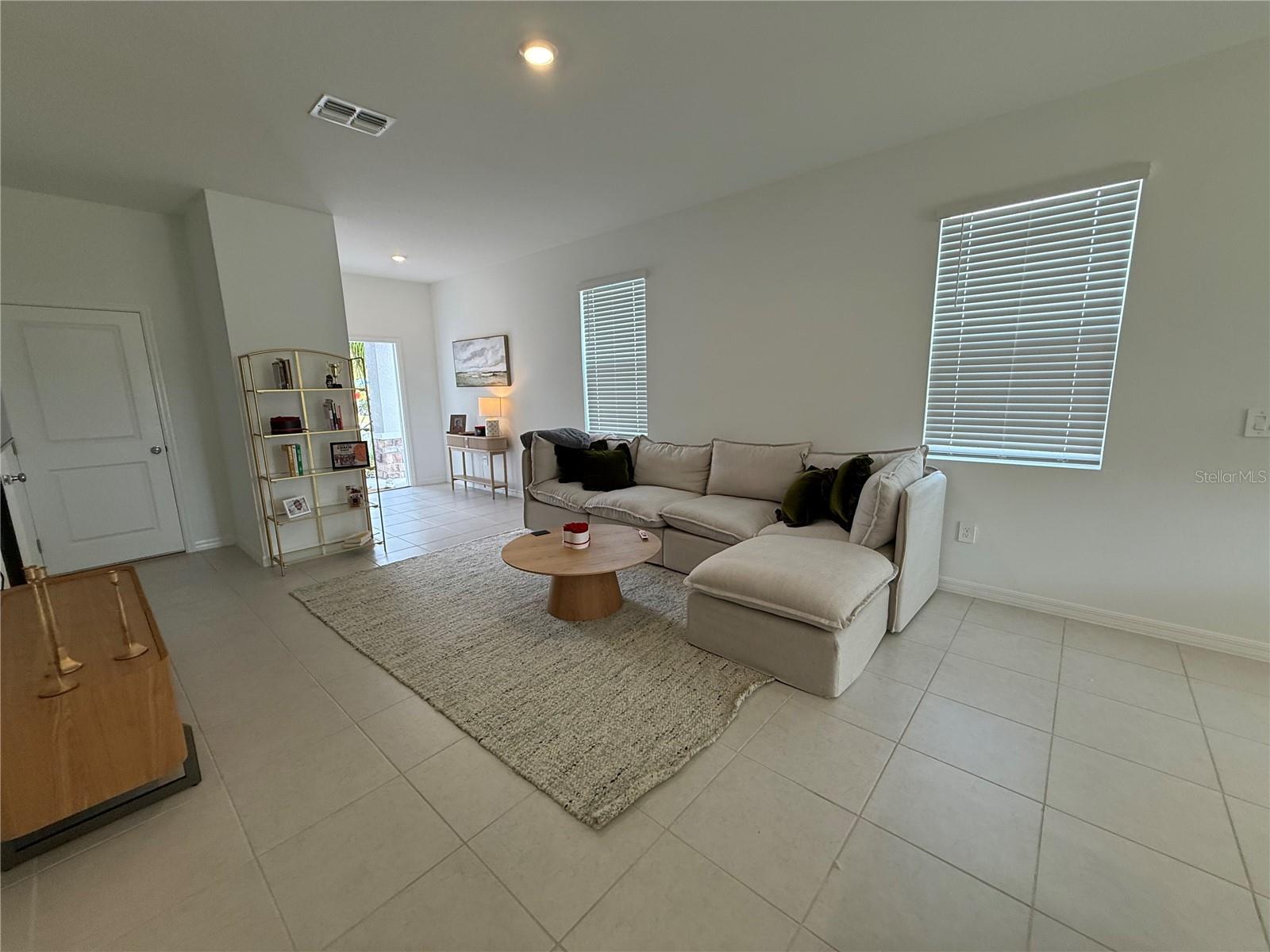 Image 11 of 26 For 2691 Buttercup Lucine Lane