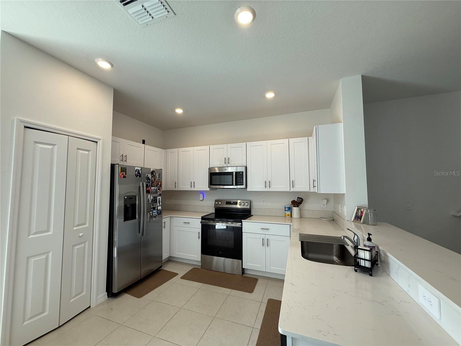 Image 9 of 26 For 2691 Buttercup Lucine Lane