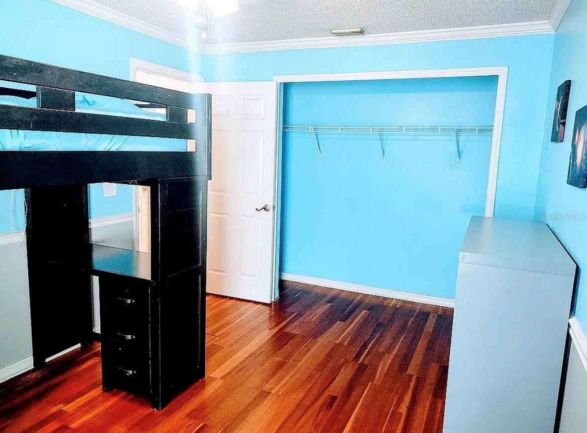 Listing photo id 12 for 755 Cape Cod Circle