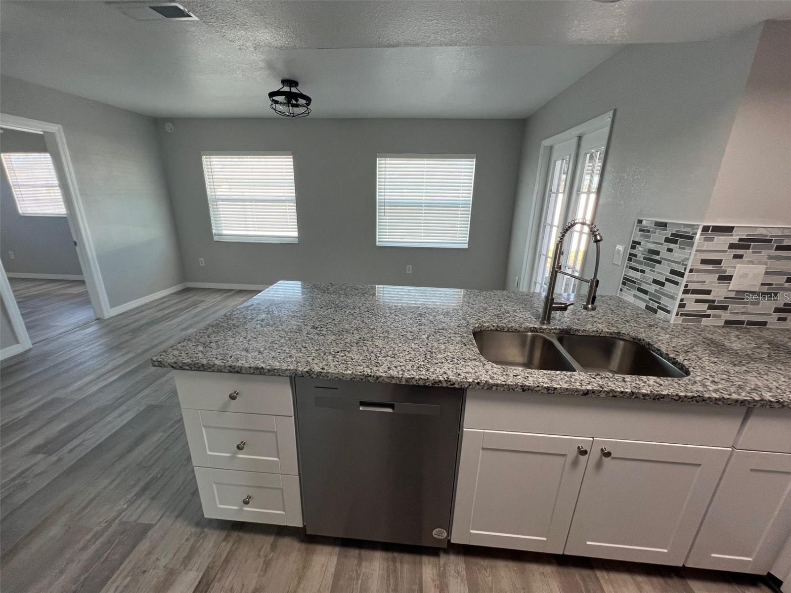 Image 7 of 17 For 6498 Amory Street