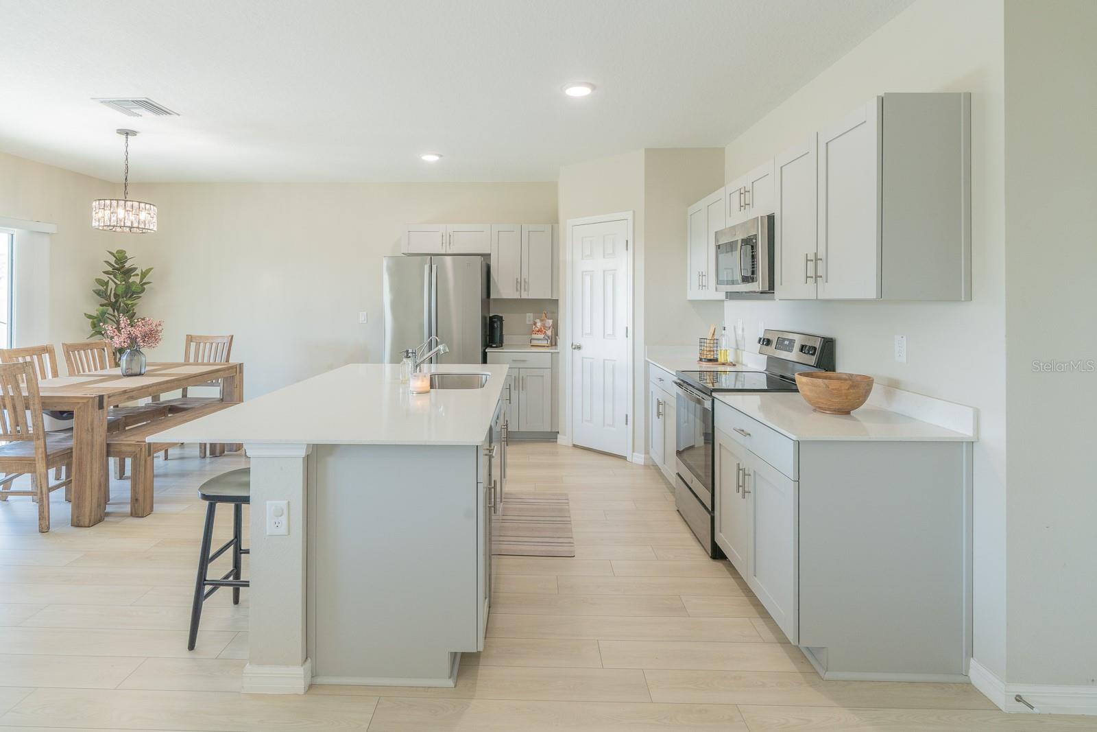 Image 16 of 84 For 34284 Verbena Street