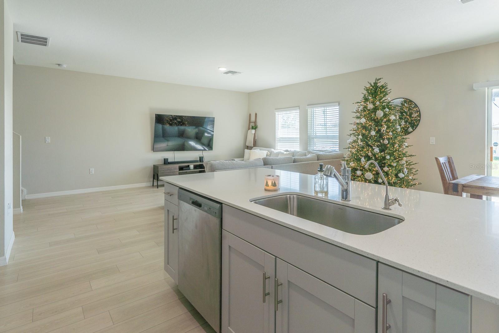 Image 25 of 84 For 34284 Verbena Street