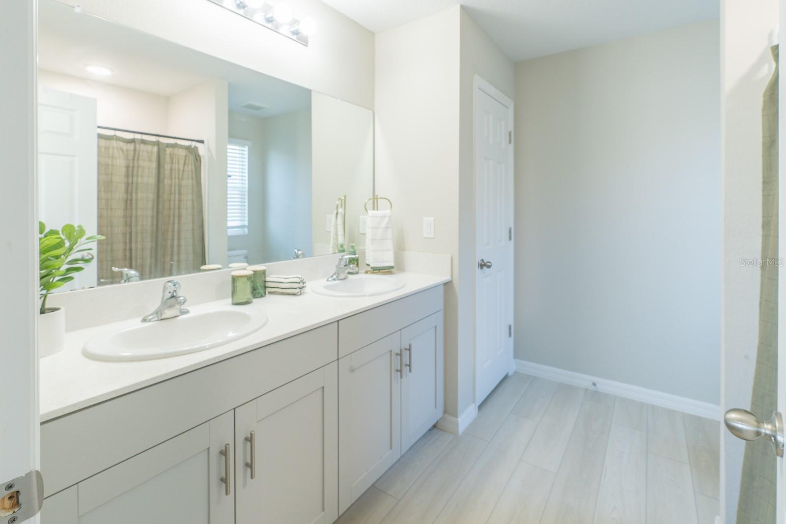 Image 40 of 84 For 34284 Verbena Street