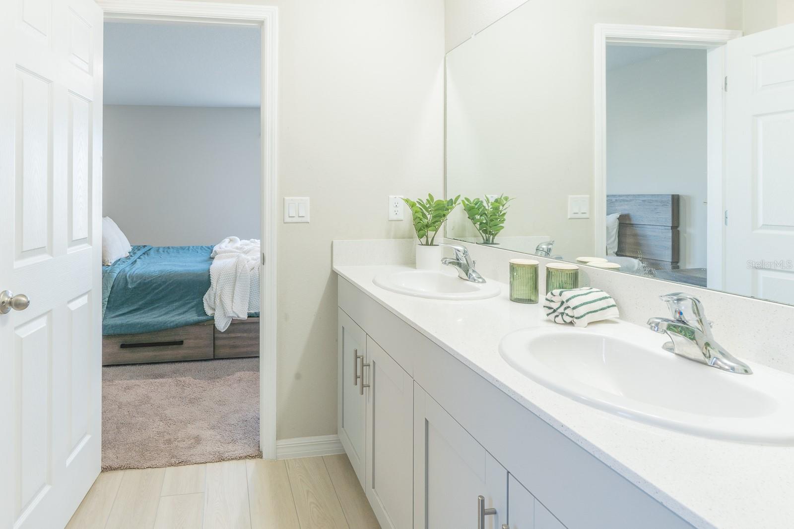 Image 41 of 84 For 34284 Verbena Street