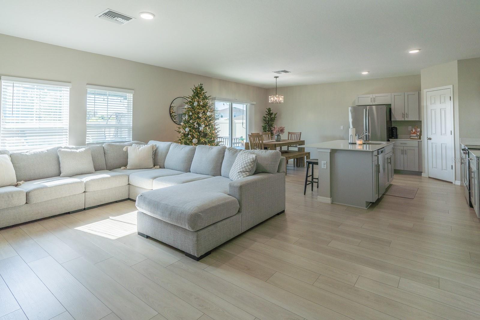 Image 8 of 84 For 34284 Verbena Street