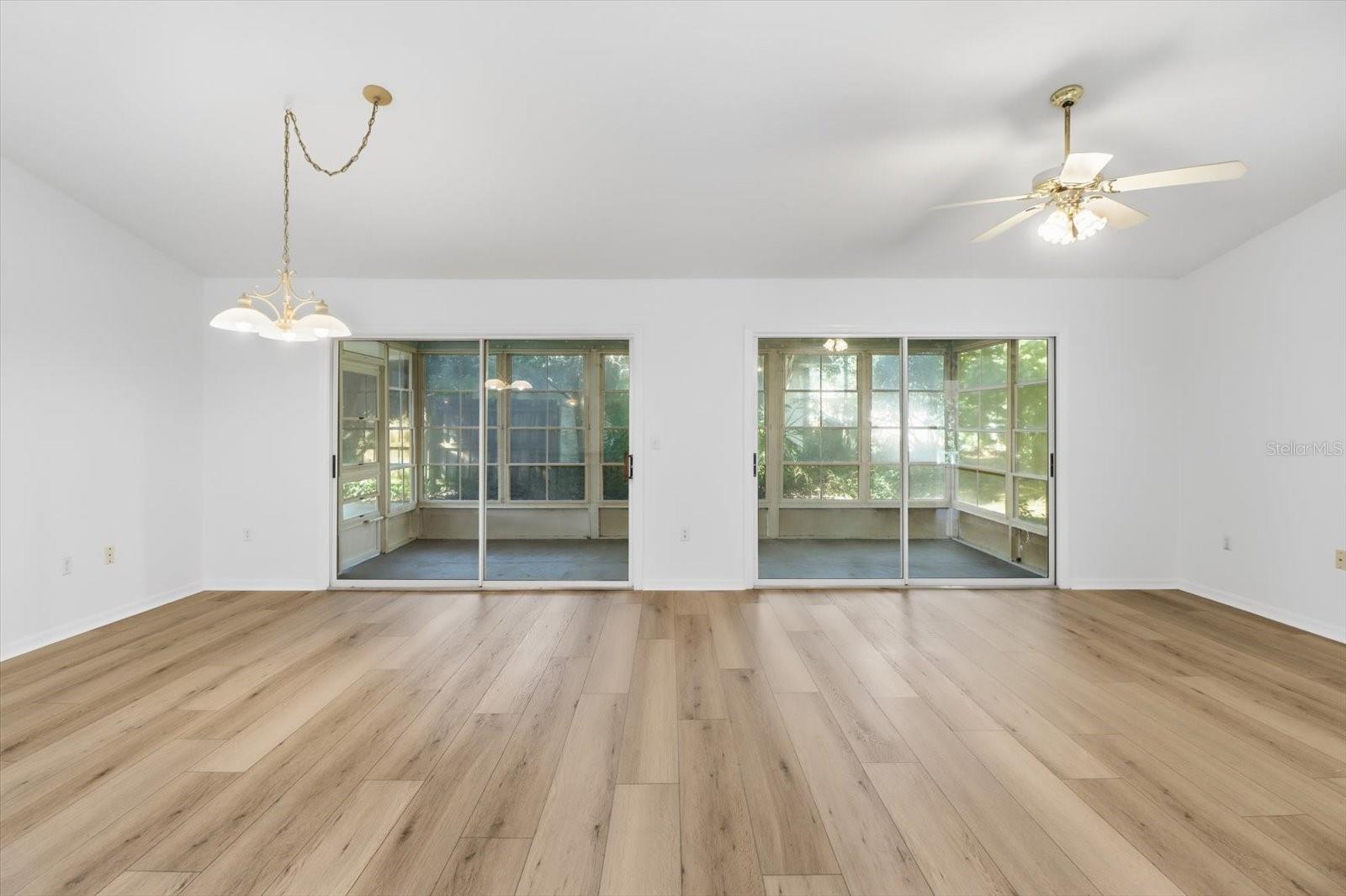 Image 11 of 48 For 35003 Silver Oak Drive