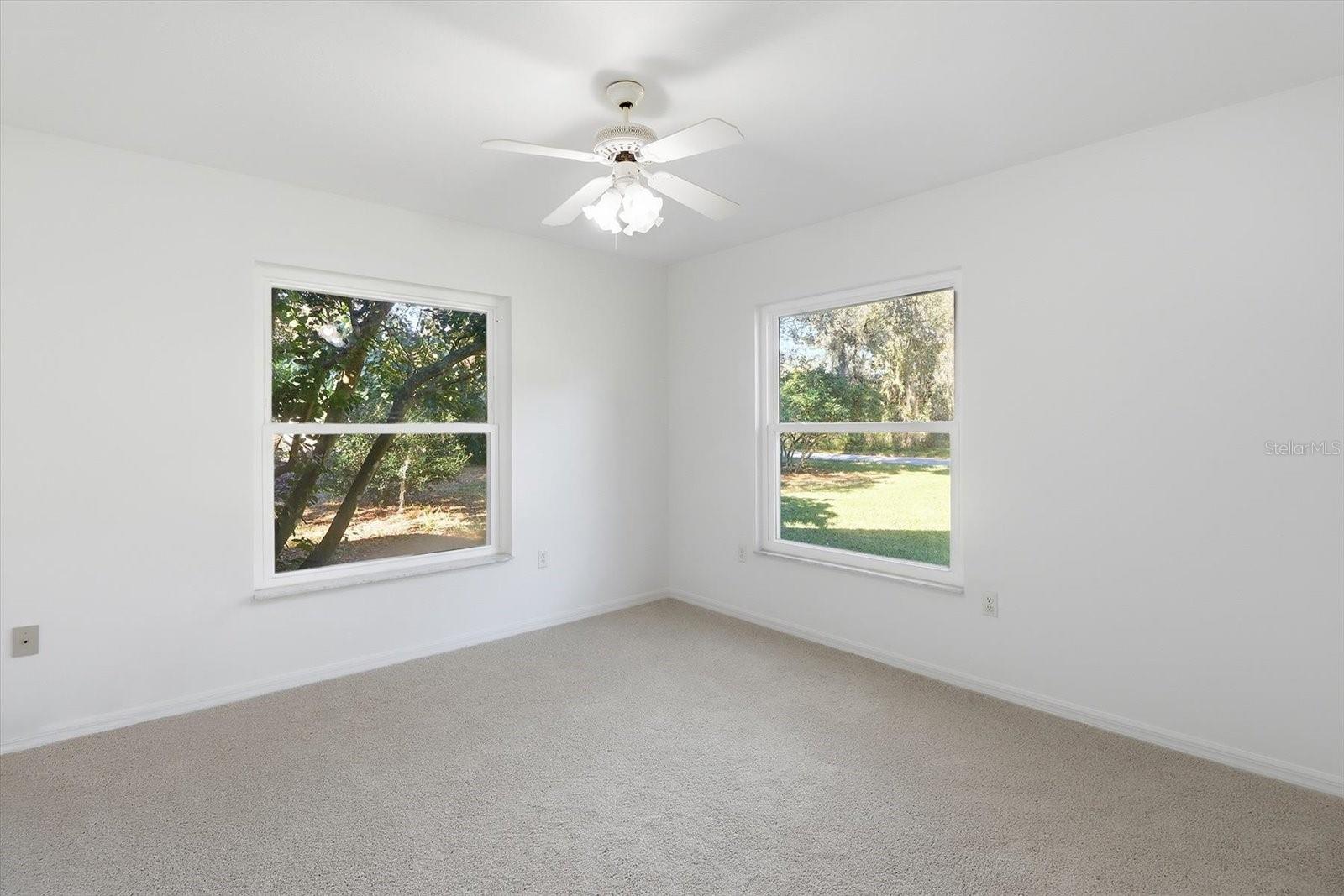 Image 20 of 48 For 35003 Silver Oak Drive