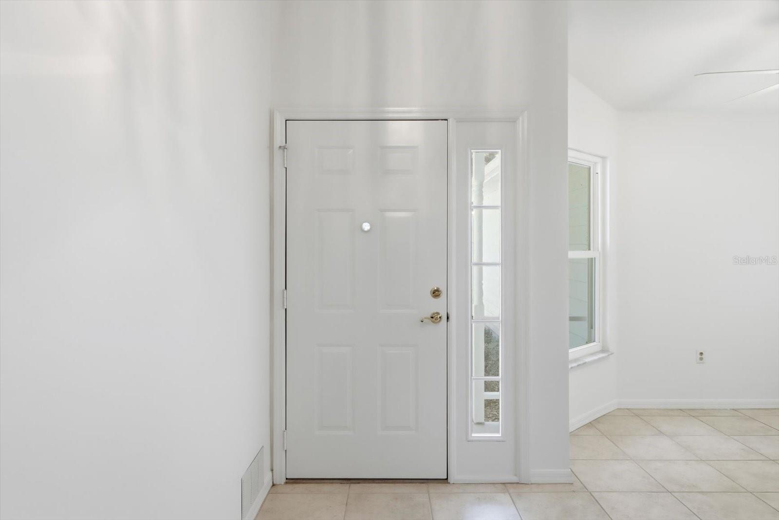 Image 9 of 48 For 35003 Silver Oak Drive