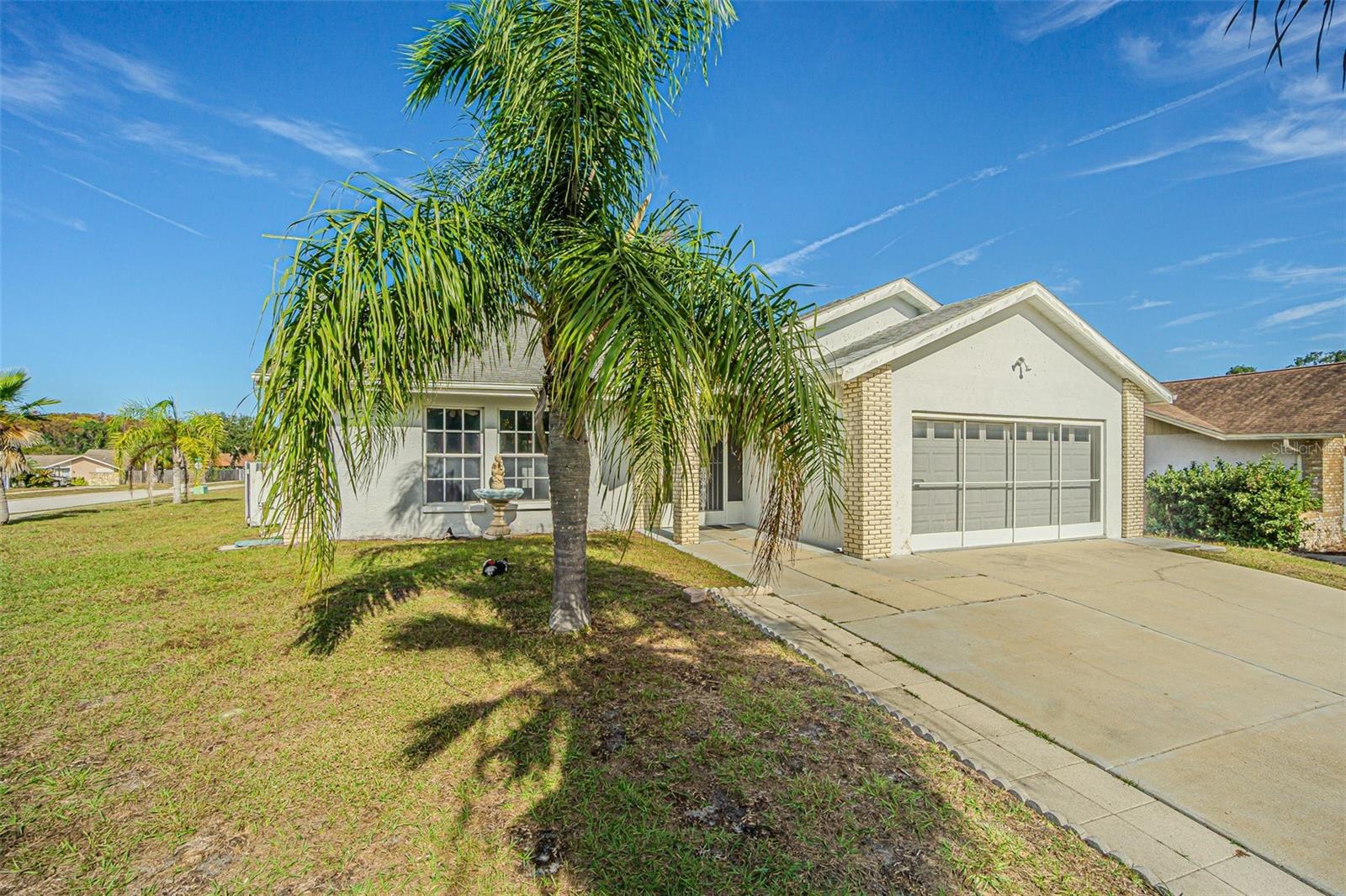 Image 28 of 42 For 18664 White Pine Circle