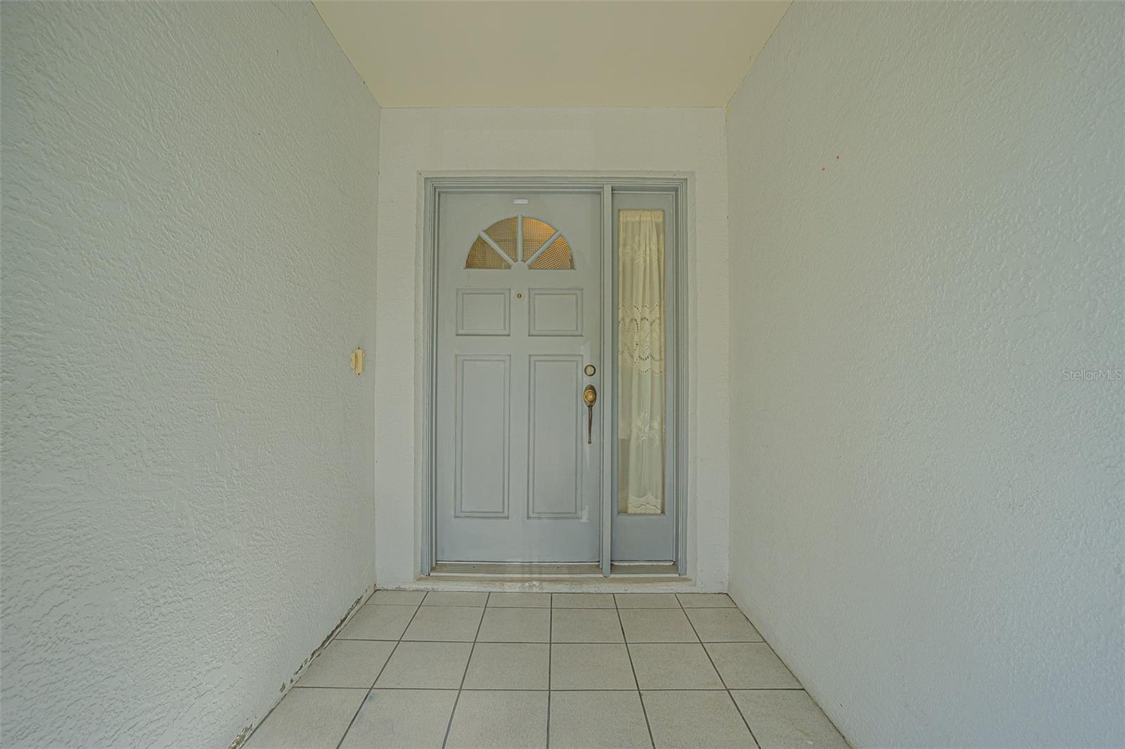 Image 29 of 42 For 18664 White Pine Circle