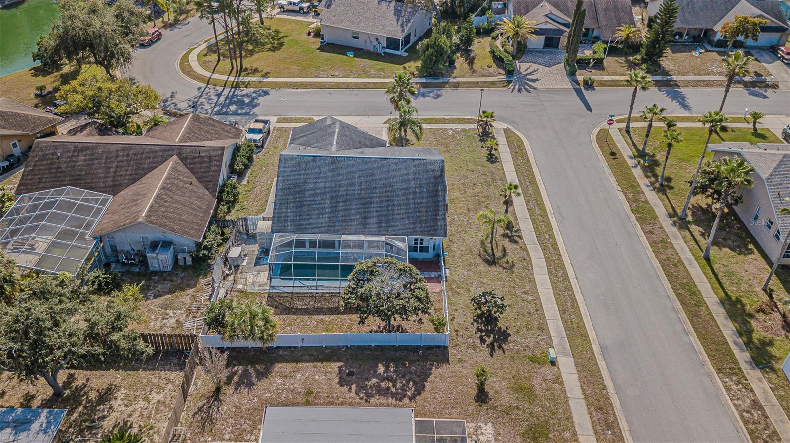 Image 39 of 42 For 18664 White Pine Circle