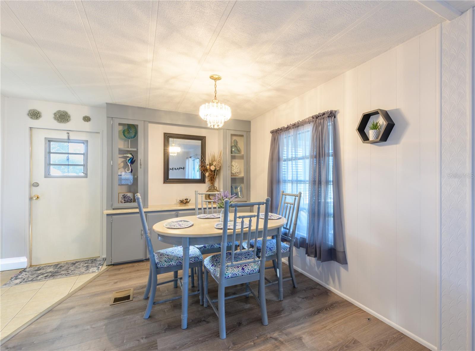 Image 17 of 48 For 36708 Niles Drive