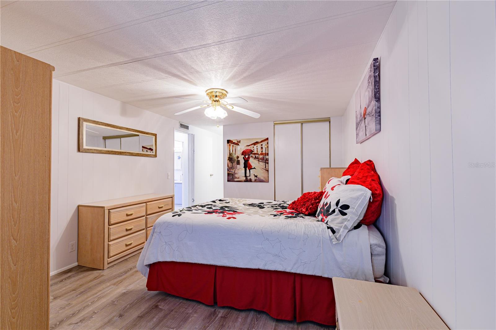 Image 20 of 48 For 36708 Niles Drive