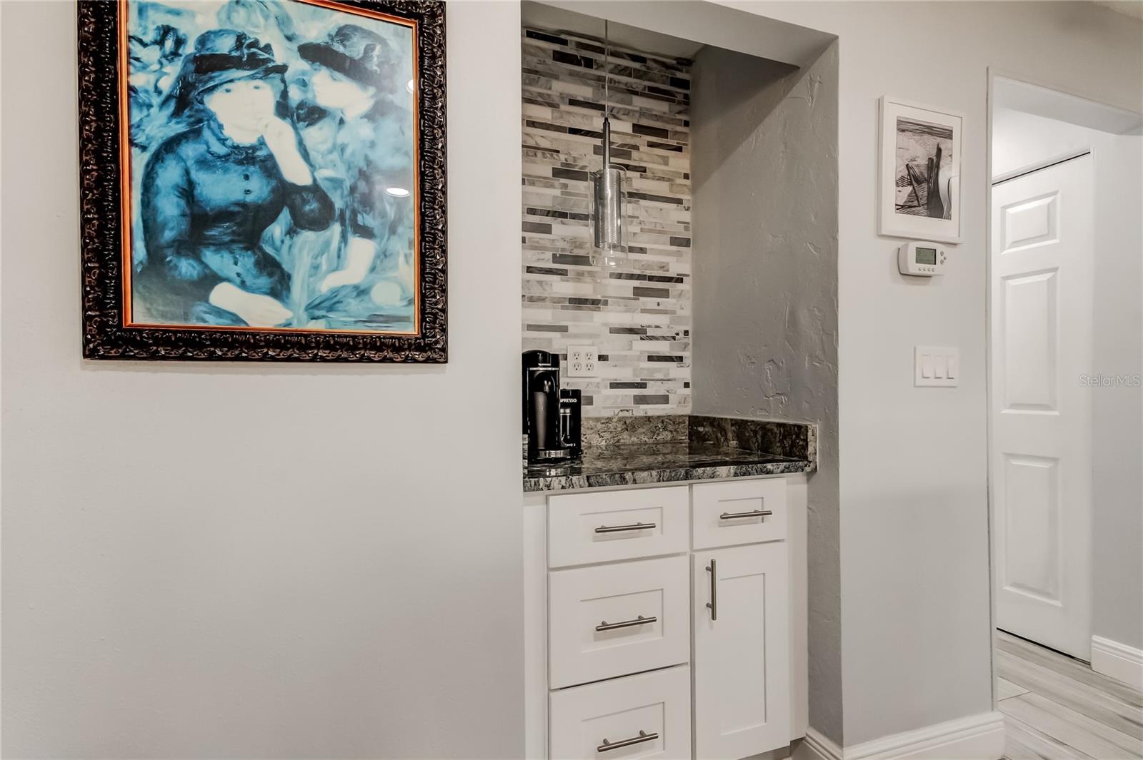 Image 14 of 33 For 6566 Green Valley Drive 6565