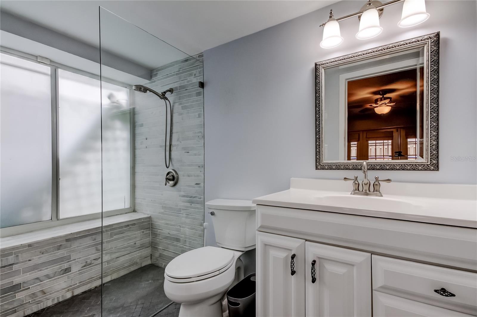 Image 25 of 33 For 6566 Green Valley Drive 6565