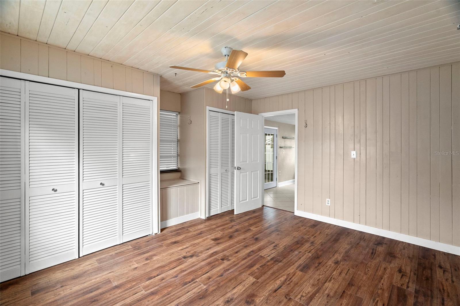 Image 17 of 31 For 4021 10th Avenue N