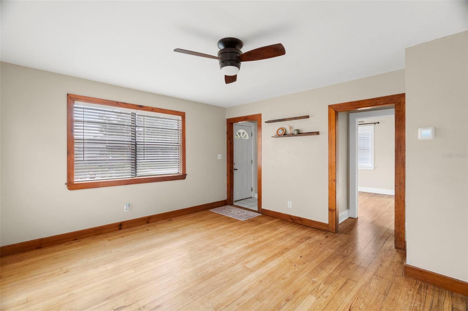 Image 4 of 31 For 4021 10th Avenue N