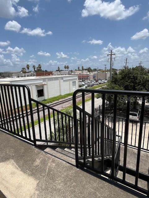 Image 15 of 22 For 2002 5th Avenue 302