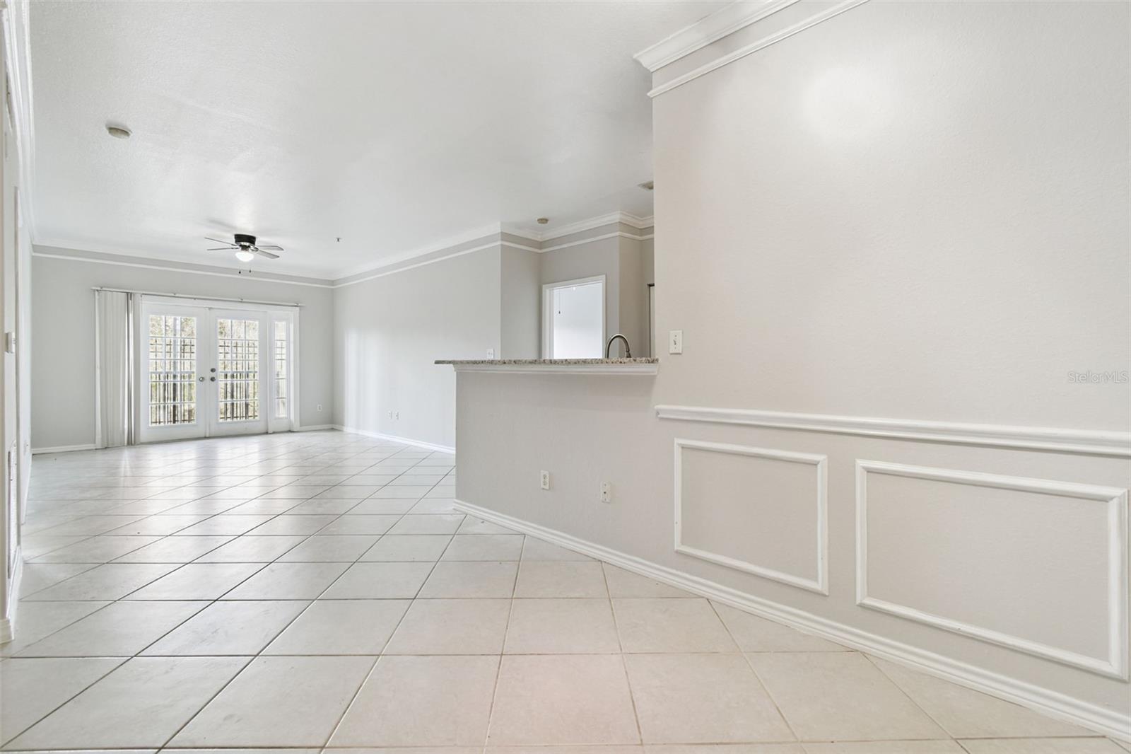 Image 3 of 27 For 4304 Bayside Village Drive 103