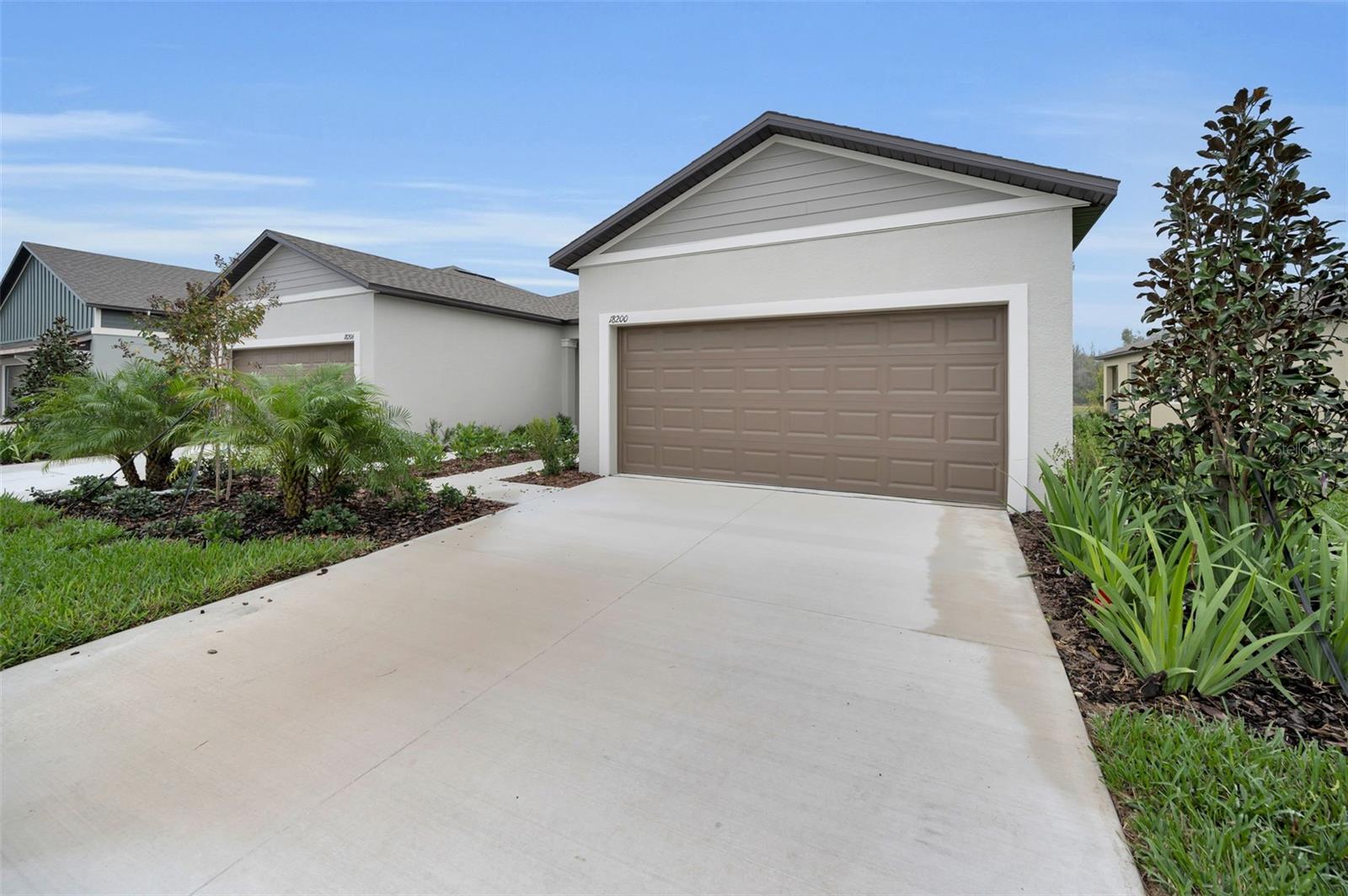 Image 2 of 34 For 18200 Pleasantview Boulevard